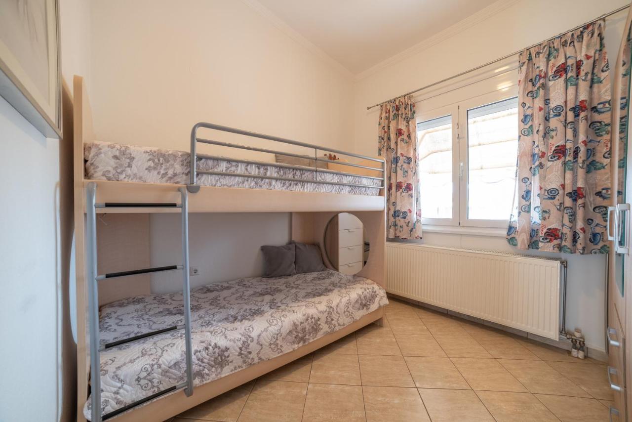 Porto Ofrynio Central Deluxe Golden Apartment Ofrinion Bagian luar foto